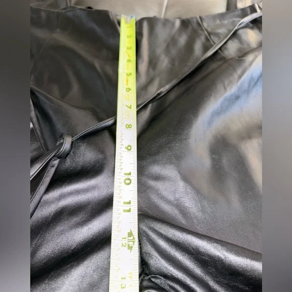 Boohoo Faux Leather Wide Leg Pants Size 14 NWT Tie Waist Back Zipper High Waist - Picture 6 of 10